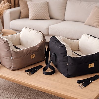 Siège auto pour chien PawLove™ deux coloris, marron et noir